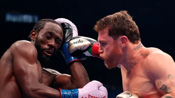 Canelo Álvarez busca la revancha con Terence Crawford