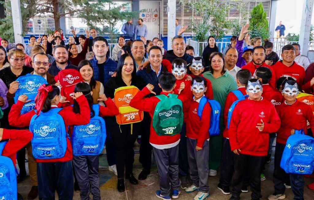 Toño Ochoa impulsa igualdad en primarias Cuauhtémoc y Ricardo Castro con entrega de Mochulas 3.0