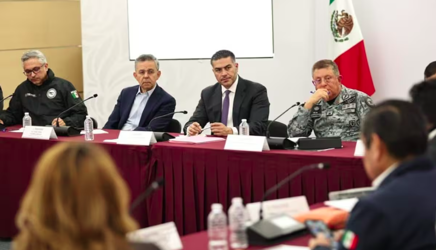 Harfuch se reúne con representantes del autotransporte