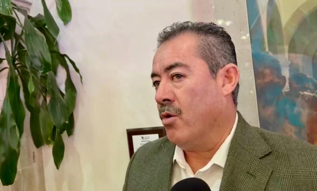 Discriminan a maestra indígena en Durango; “no puedes apaciguar esa india”, expresó director