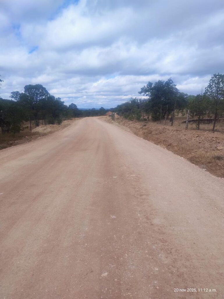 DAN INICIO CON PAVIMENTACIÓN CON CONCRETO HIDRÁULICO EN GUAZARACHI, BALLEZA