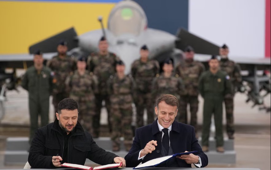 Ucrania y Francia sellan acuerdo para la adquisición de aviones Rafale