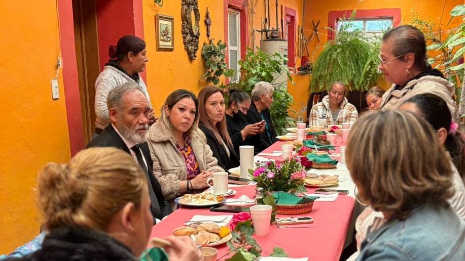 Realizan un encuentro de esperanza; con sobreviviente de Cáncer de Mama