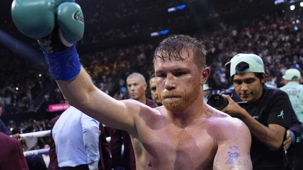 David Benavidez sigue buscando pelear contra Canelo Álvarez