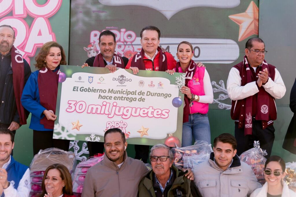 Arranca el Radio Maratón 2025 con Esteban y Marisol al frente; inicia con 44,350 juguetes donados
