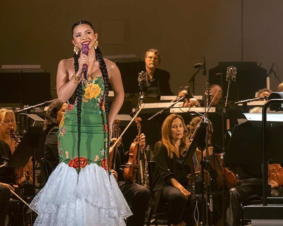 Ángela Aguilar remata boletos para su gira por Estados Unidos