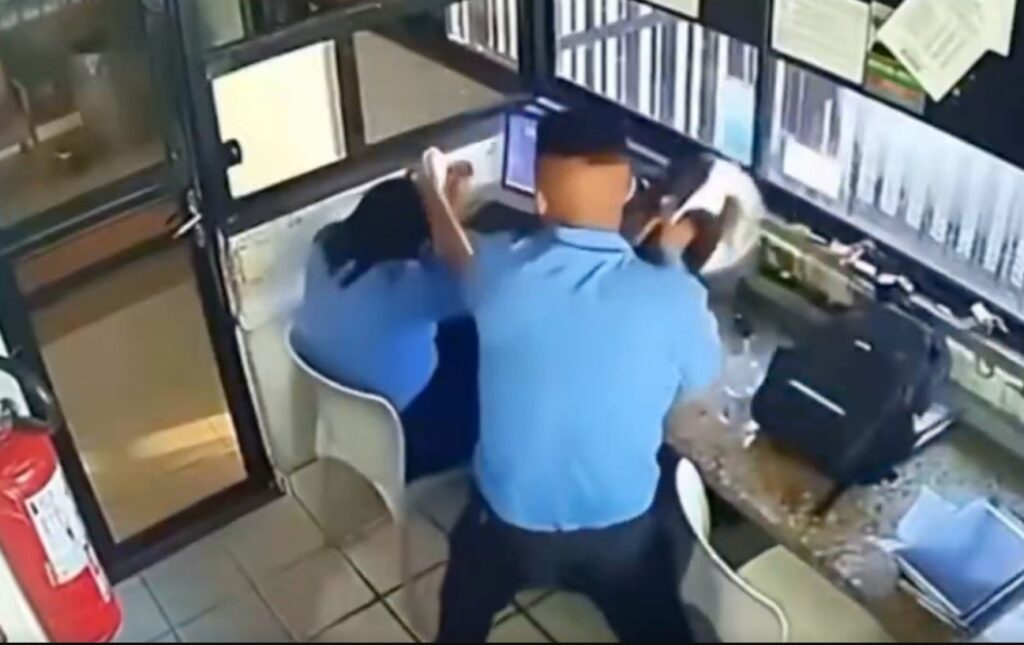 Captan brutal ataque a guardia de seguridad en Brasil