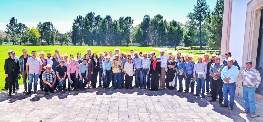 Gobierno del Estado fortalece la sanidad y productividad del hato ganadero en los 39 municipios