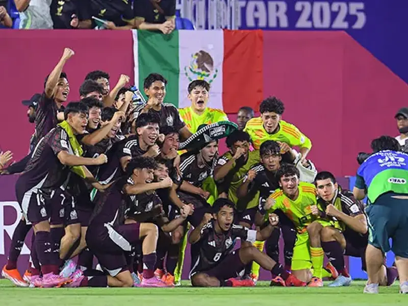 Amistad Internacional en el Mundial Sub-17: México y Japón celebran juntos