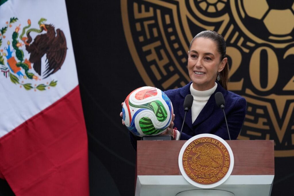 Javier Aguirre le responde a Sheinbaum tras mensaje para el Mundial 2026