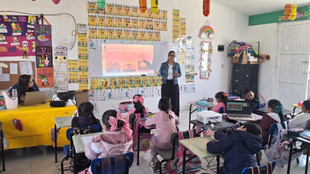Imparten pláticas de concientización ambiental en primaria de Nombre de Dios