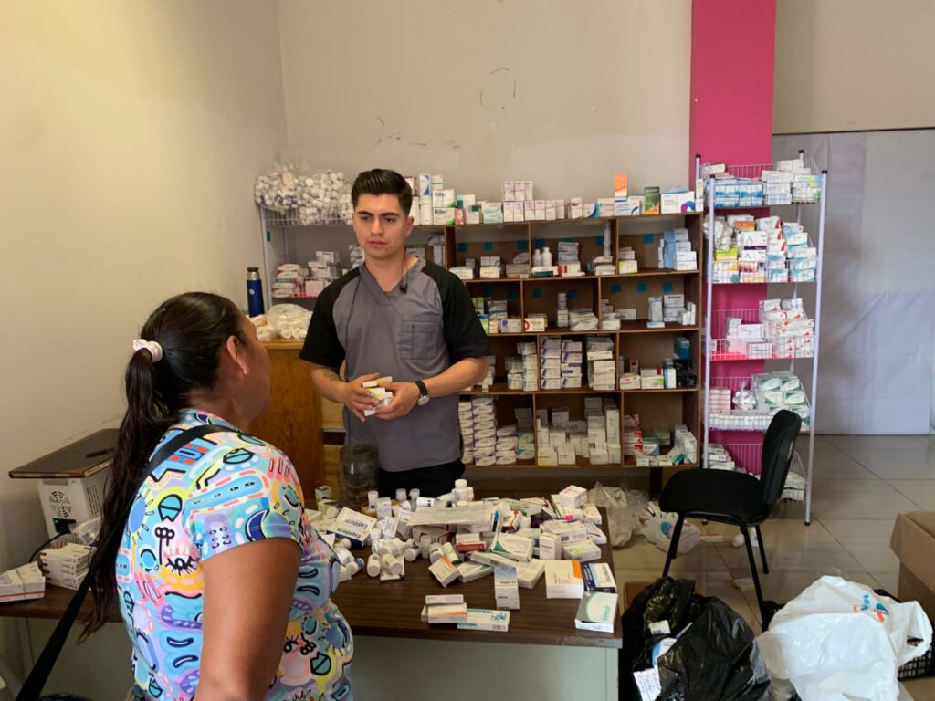 Refuerzan apoyo al banco de medicamento municipal