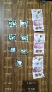Ahora fueron tres los varones con sustancias detenidos