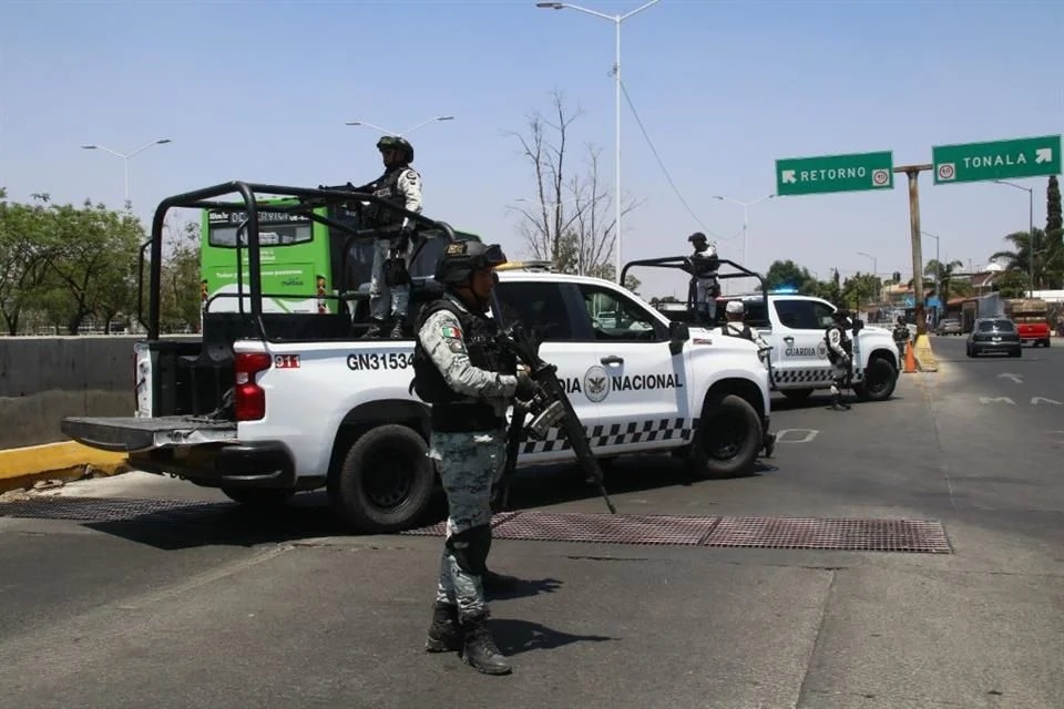 La Guardia Nacional detiene a tres policías de Durango