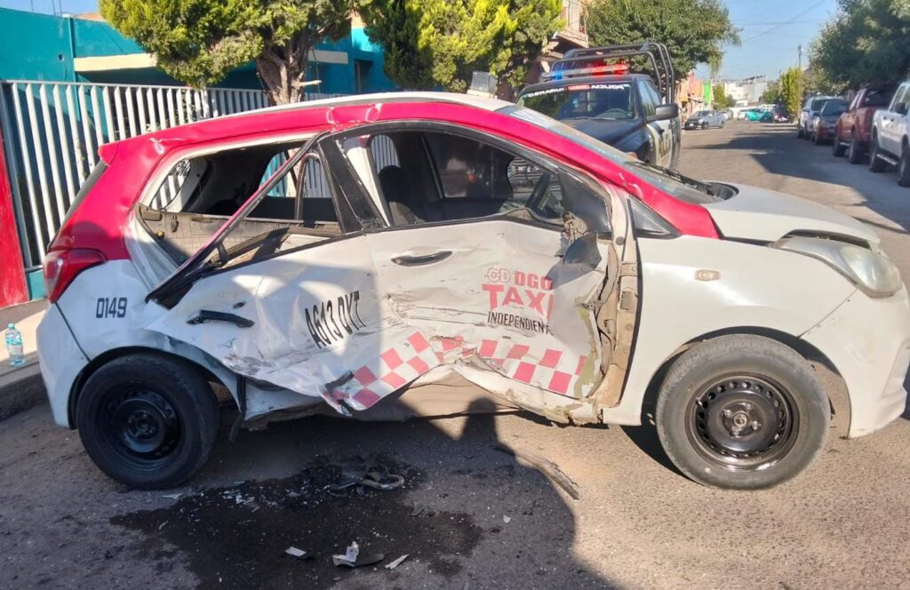 Familia iba al Santuario a vender pan y la chocaron