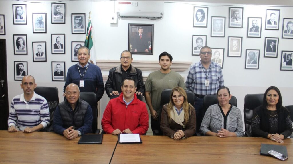 Firman colaboración con el IDEA; Impulso a la educación para adultos