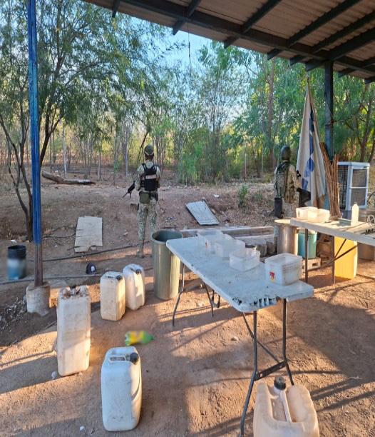Federales aseguran en Durango narcolaboratorio