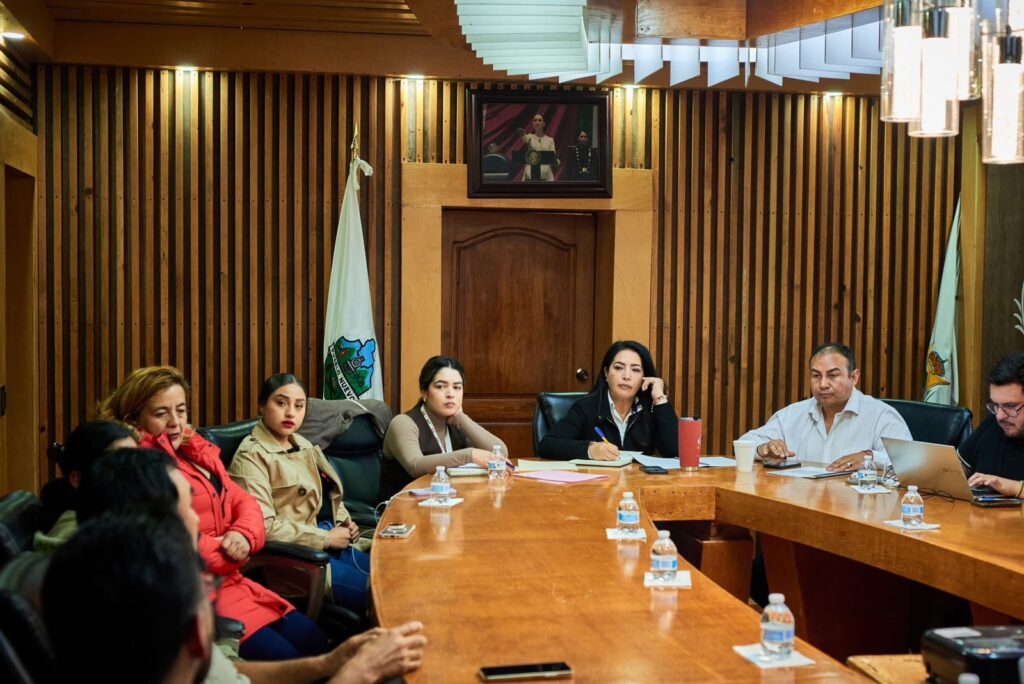 Organizan estrategias para atender sobrepoblación canina