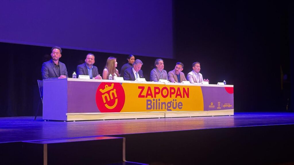 Zapopan celebra graduación de Zapopan Bilingüe y amplía su apuesta por el aprendizaje del inglés