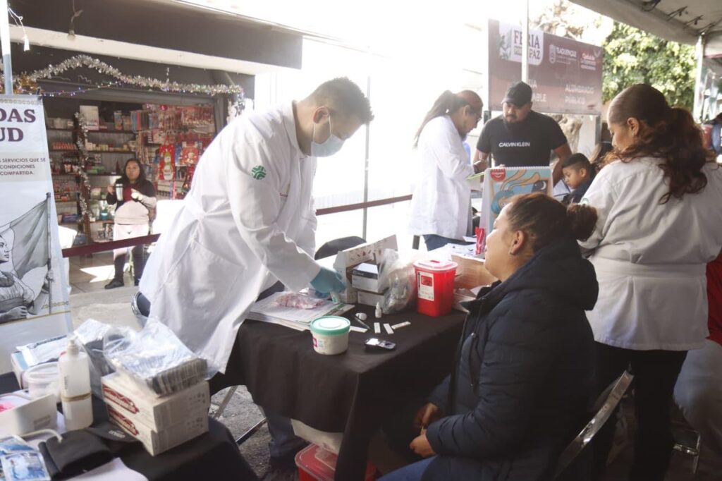 Ferias por la Paz atienden a 41 mil personas y recorren 3 mil 600 hogares en Tlaquepaque