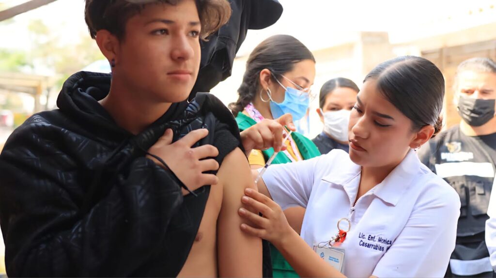 Tlaquepaque amplía campaña de vacunación contra el sarampión; brigadas recorrerán escuelas del 8 al 12 de diciembre