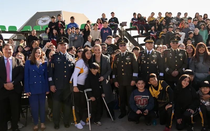 Maru Campos asiste a la ceremonia de clausura de la exposición militar “La Gran Fuerza de México”