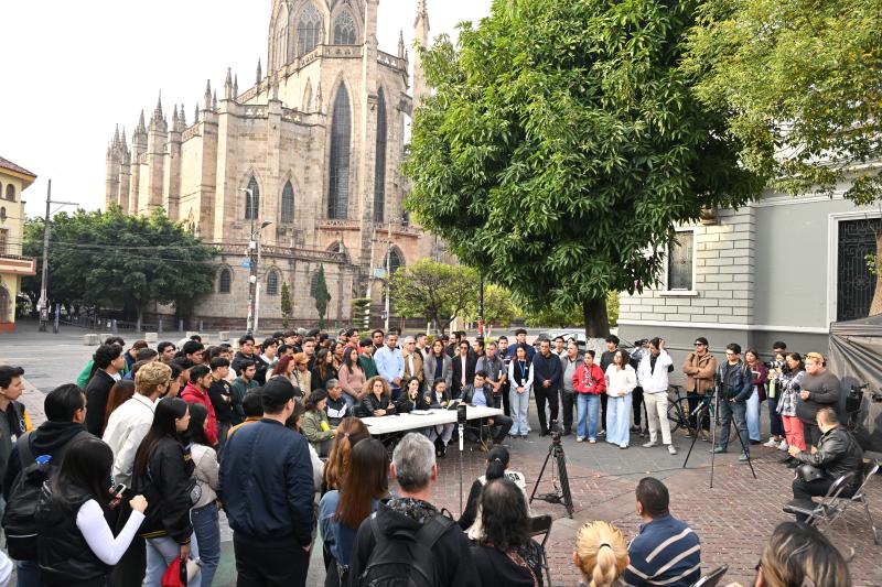 FEU y el Dip. Alejandro Barragán rechazan aumento al transporte público