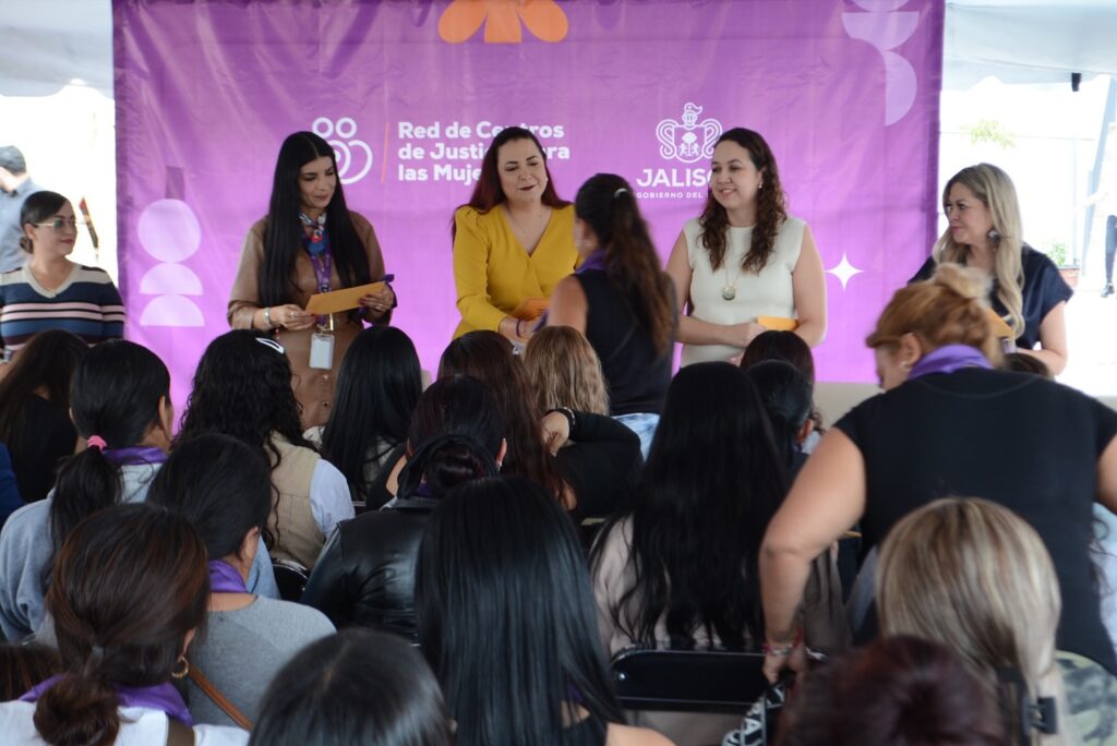 Entrega Red CJM 10 millones de pesos en impulsos económicos para mujeres víctimas de violencia