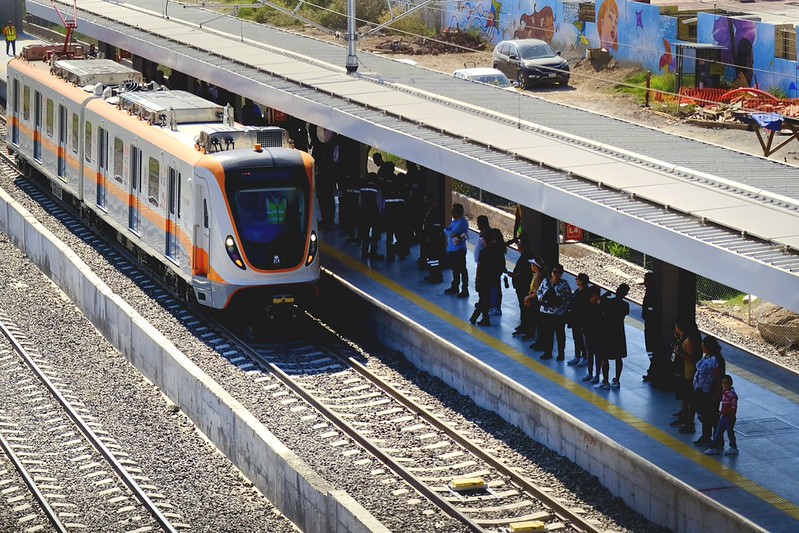 Traslada Línea 4 del Tren Ligero a 360 mil pasajeros en la primera semana de operaciones