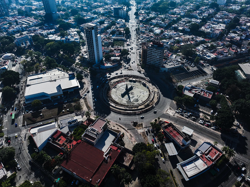 Inician cierres viales temporales en la Glorieta Minerva por trabajos de rehabilitación