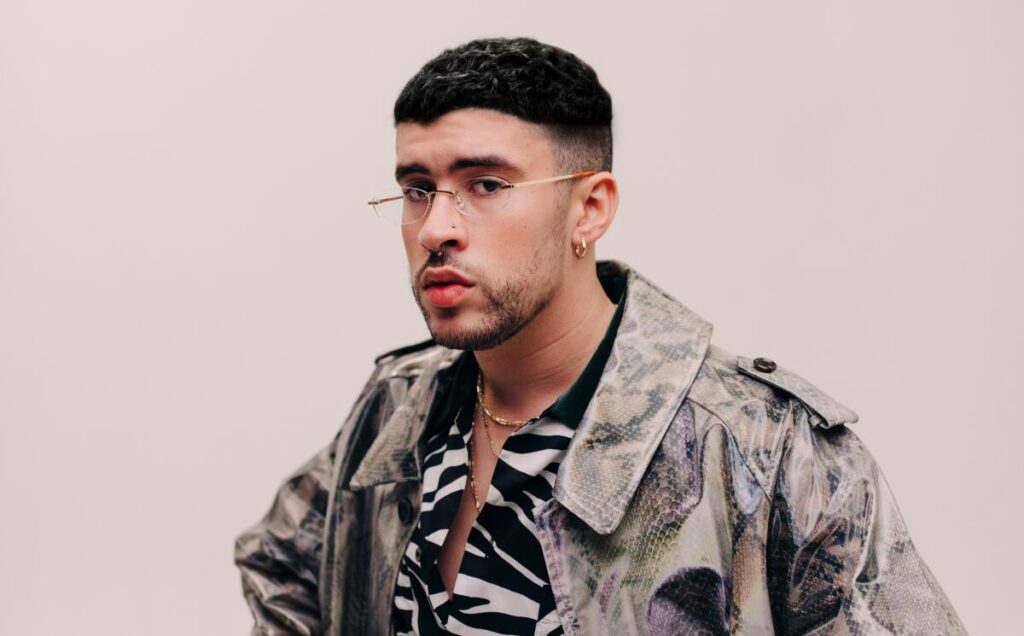Bad Bunny recupera su trono como el artista más escuchado del mundo en 2025
