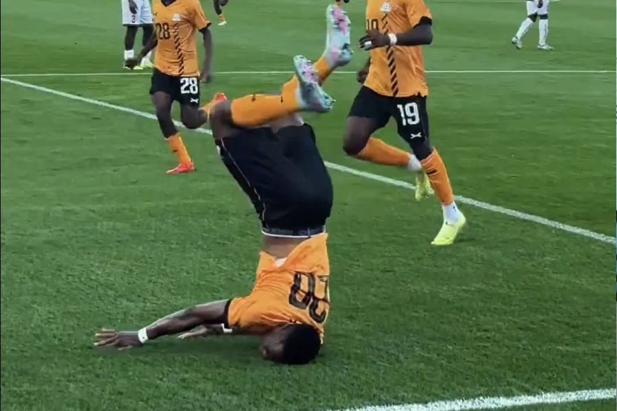 Sustos en la Copa Africana: Jugador se lesiona el cuello al celebrar