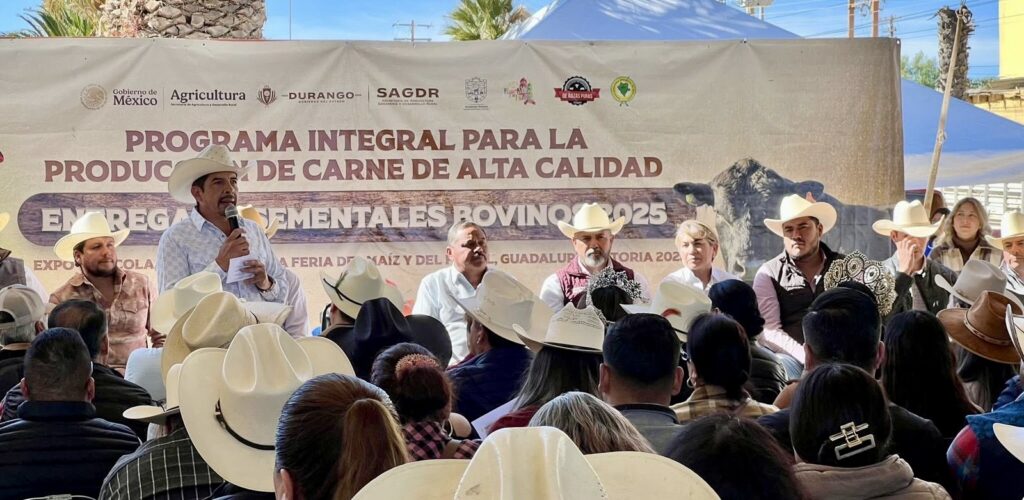 Entregan sementales de registro con subsidio en Guadalupe Victoria