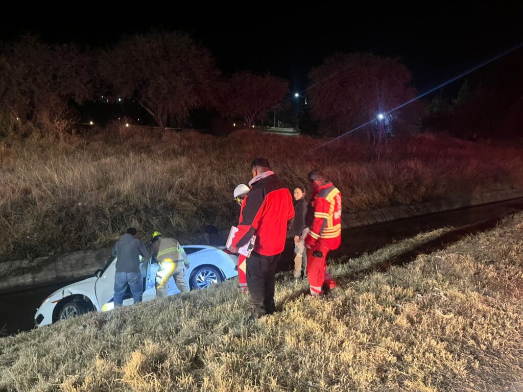 Identificaron a conductor de vehículo que cayó a canal y perdió la vida