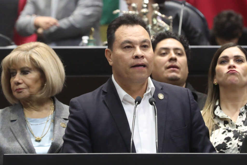 Sin agua no hay cosecha: Arturo Yáñez acusa control absoluto en la nueva Ley de Aguas