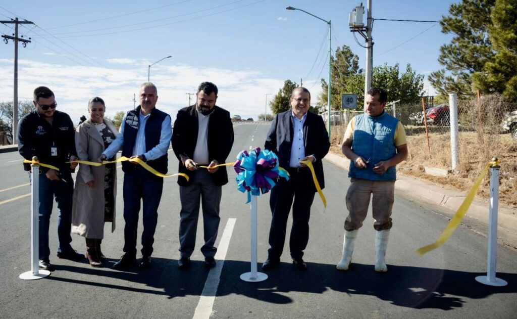 Entregan rehabilitación de la Av. Centauro; una obra que impulsa la movilidad en Parral
