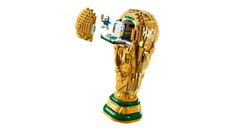 ¿Tu propia copa del mundo? LEGO y FIFA presentan una réplica del trofeo