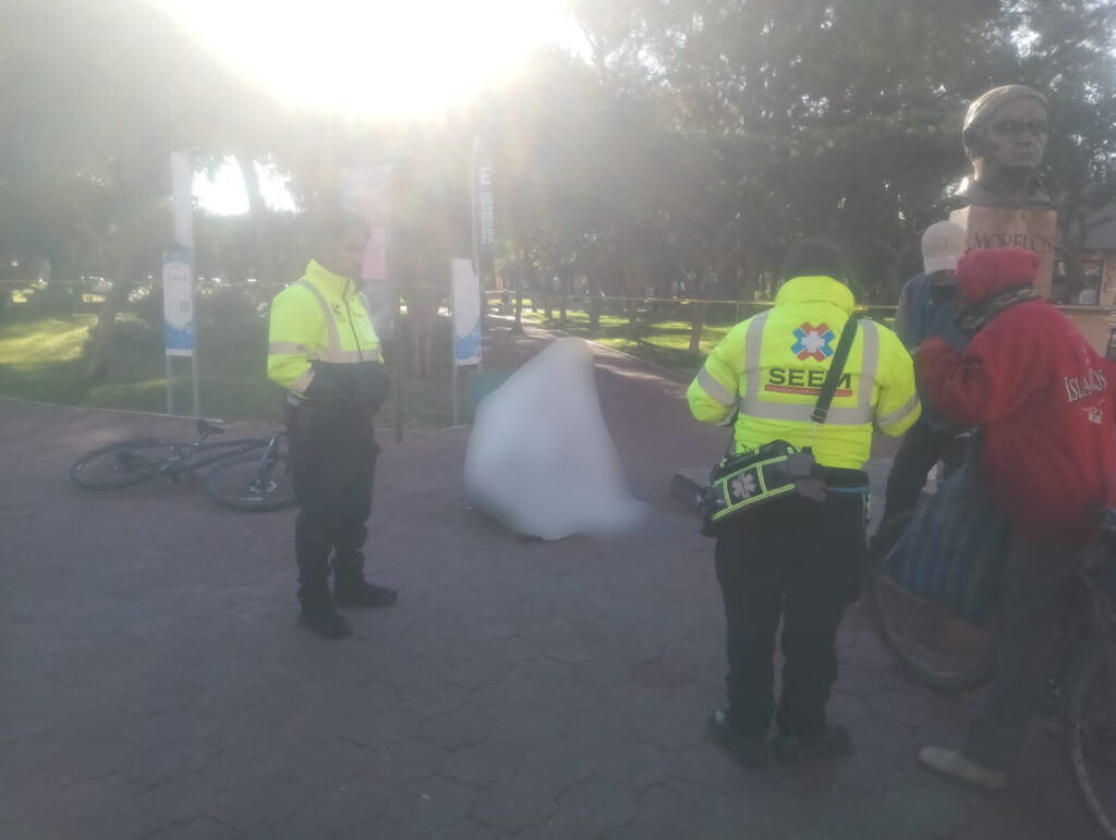 Pierde la vida en su silla de ruedas hombre en situación de calle