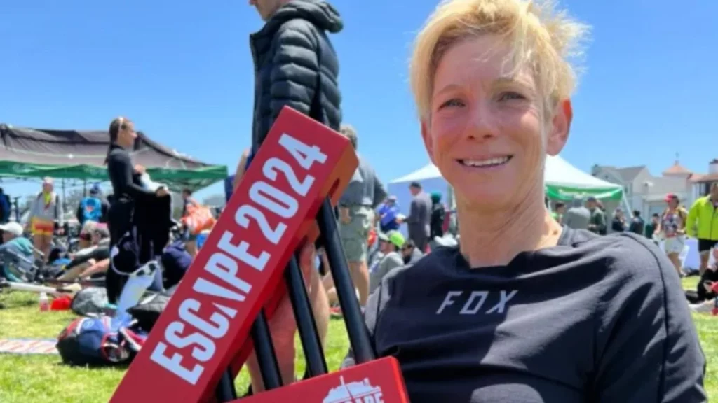 Tragedia en la Bahía: Triatleta muere tras ataque de tiburón