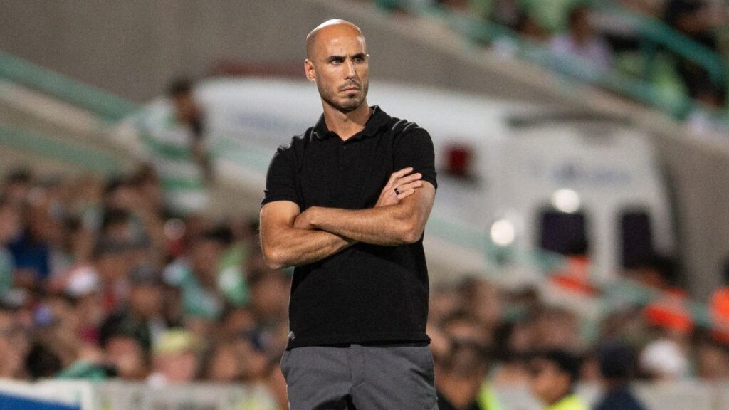 Tensión en la Final de Ida de la Liga MX entre Pizzaro y Briseño