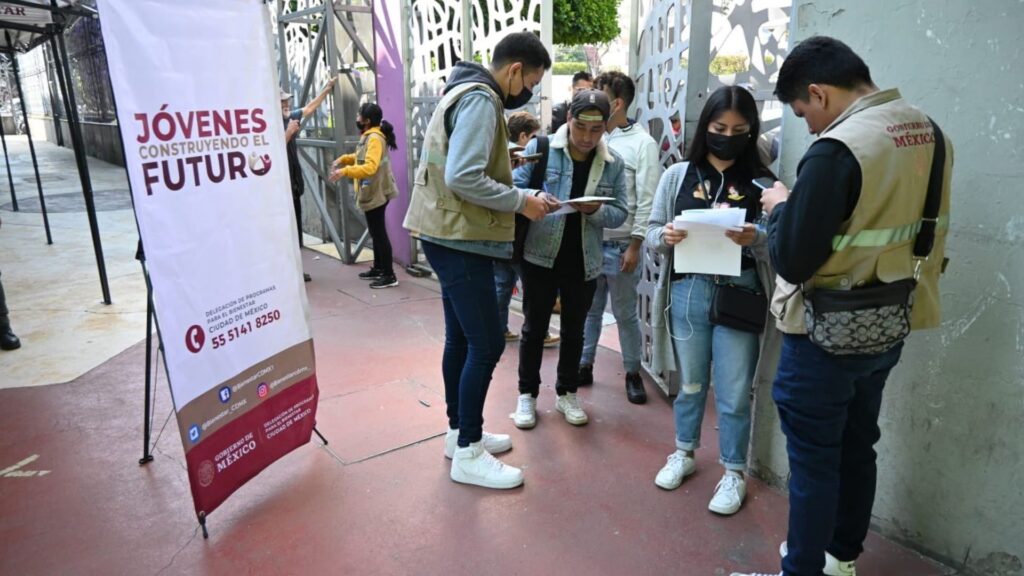 Jóvenes podrán recibir más de 100 mil pesos con nuevo registro del Programa del Bienestar