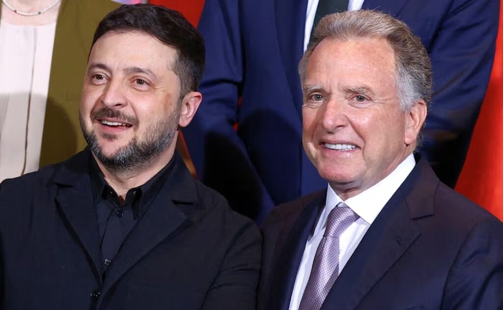 Zelenski y enviados de EU abordan ‘nuevas ideas’ para lograr la paz en Ucrania