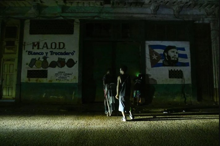 Red eléctrica de Cuba sufre otro colapso