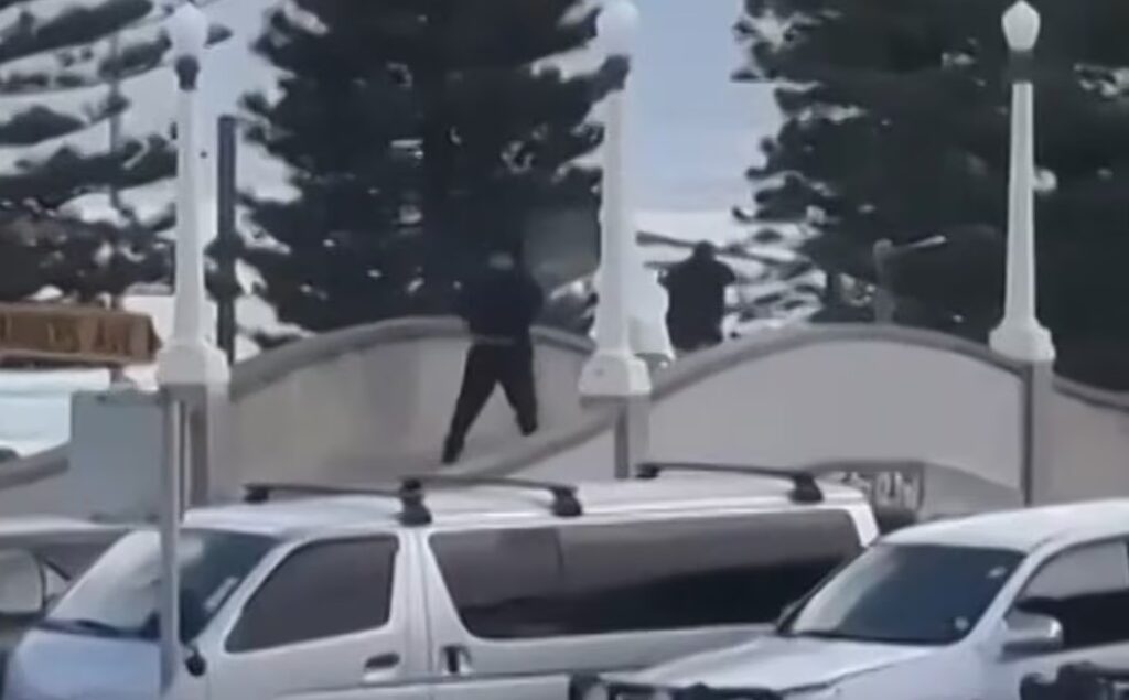 Joven Acusado de Atentado en Sídney Enfrenta 59 Cargos