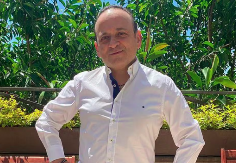 Lalo España anuncia el fin de su relación con un emotivo mensaje