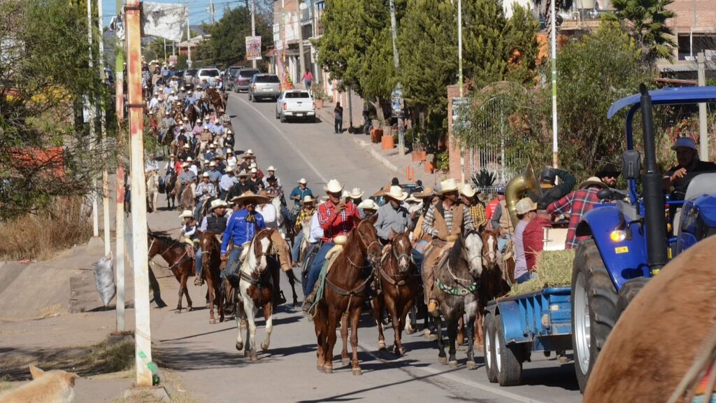 Comienzan los festejos de la Feria Regional Villa Unión; con la Cabalgata Guadalupana