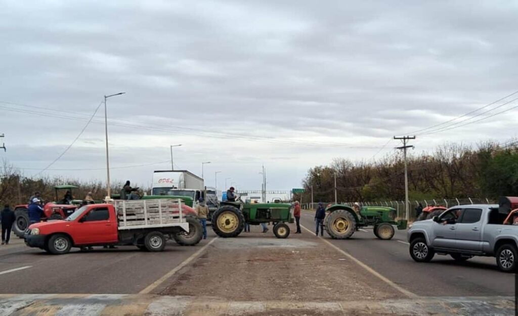 Agricultores de Chihuahua Amenazan con Retomar Bloqueos Carreteros