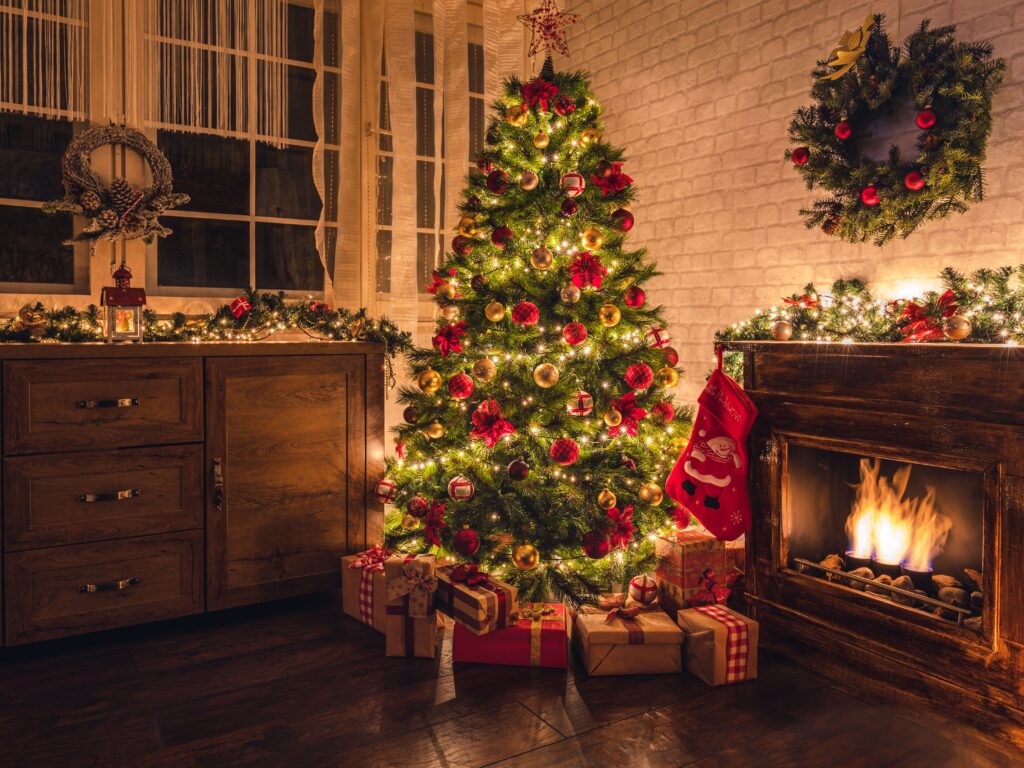 Evita incidentes en navidad: Estos son los lugares más seguros para poner tu árbol