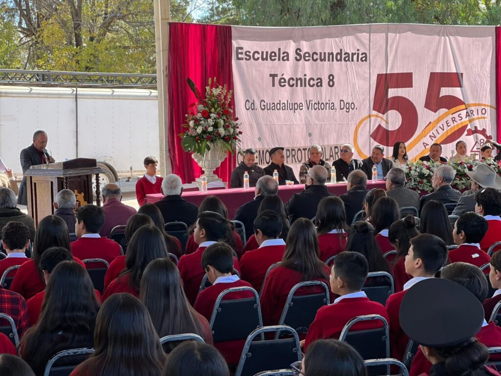 Conmemoran el 55 aniversario de la Escuela Secundaria Técnica No. 8 con develación de mural e inauguración oficial
