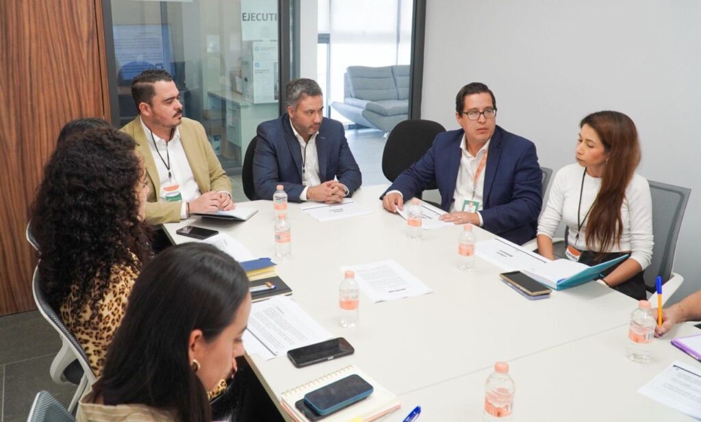 Jalisco consolida mecanismos de transparencia en compras gubernamentales con nuevos “Libros Blancos”